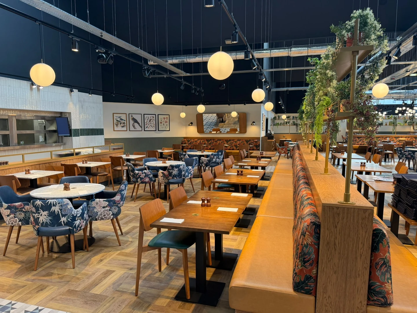 Elder & Co banquette seating and ceiling services at Belfast International Airport